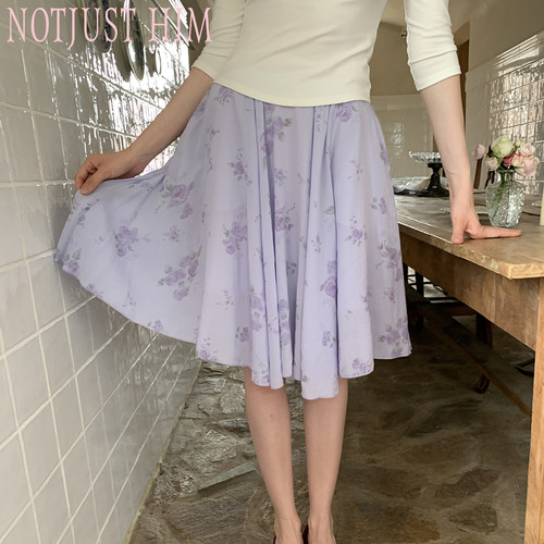 花筏NOTJUSTHIM 《曼塔颂》春夏莱赛尔浅紫印花半裙