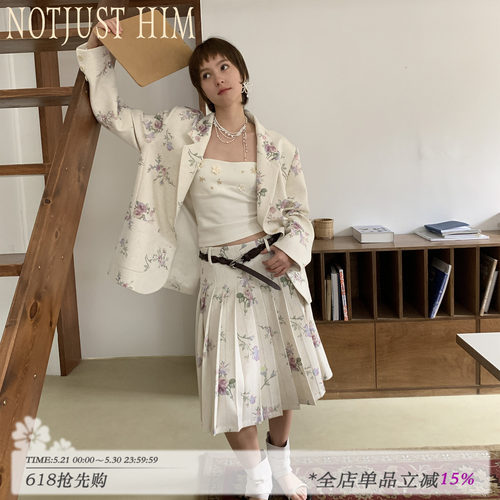 花筏NOTJUSTHIM《柏林花事》复古原创插画碎花西服百褶裙套装