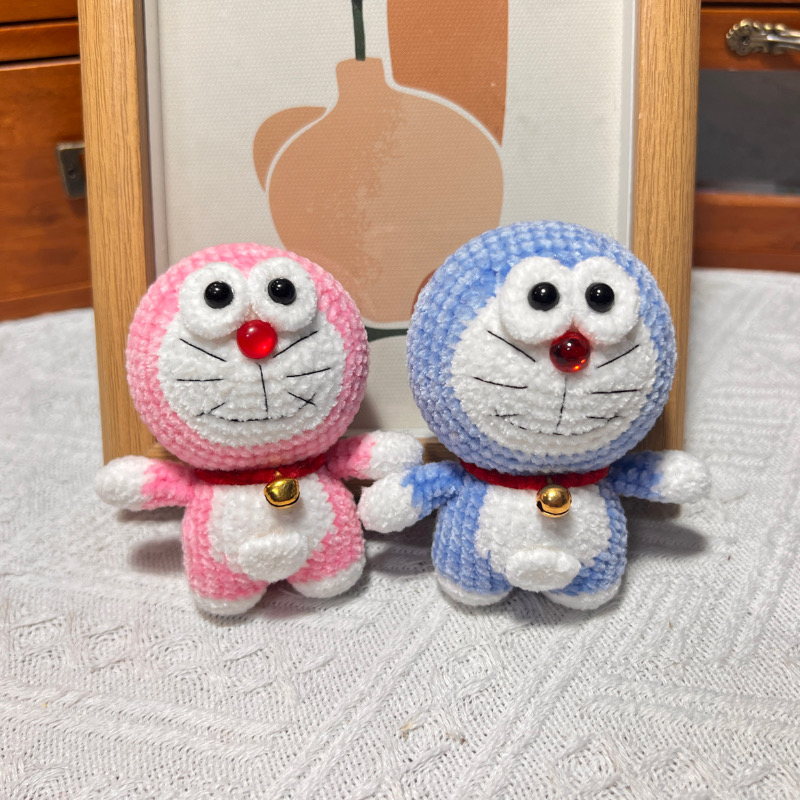 成品纯手工毛线钩针编织哆啦A梦玩偶挂件雪绒花叮当猫钥匙扣挂件