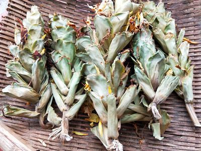 新晒草果花调味料贵州草果农产品