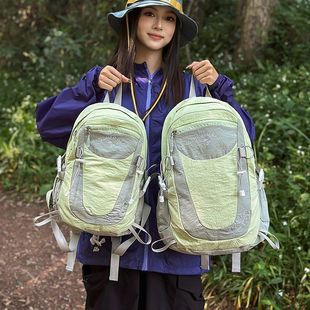 大容量外出双肩包男士 时尚 电脑旅行背包休闲女士高中学生轻便书包