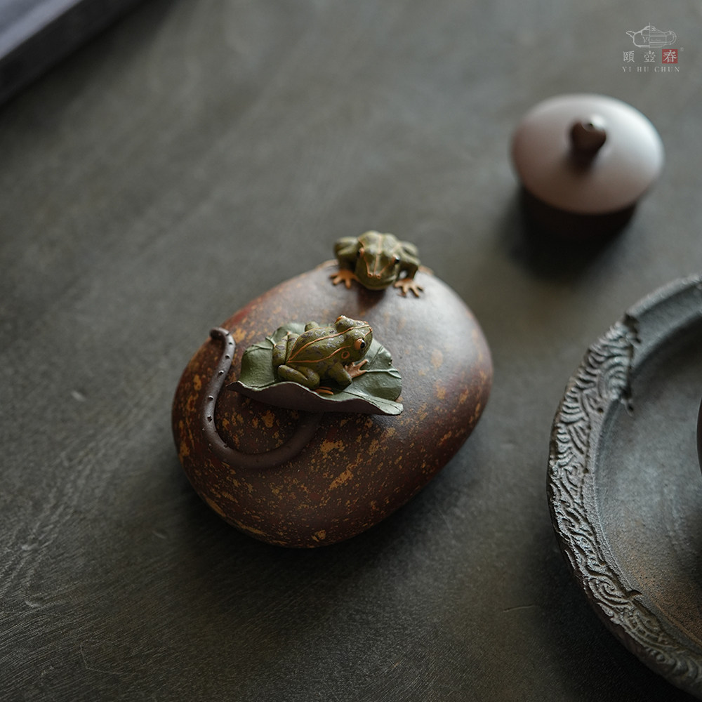 颐壶春 精品宜兴紫砂茶宠摆件 可养喷水创意茶玩名家手工雕塑悠然