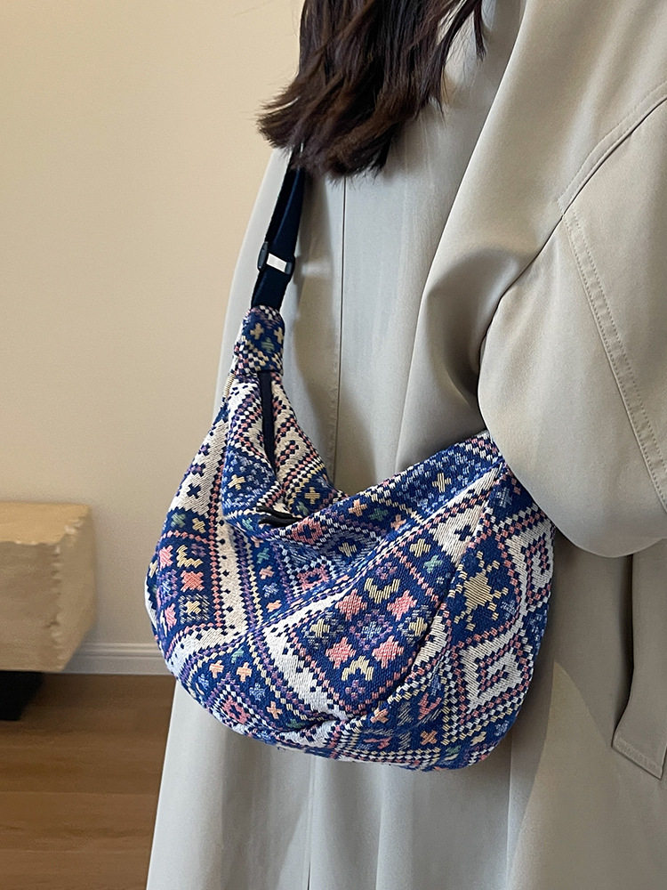 2025新款帆布包女士复古慵懒风斜挎包包民族风时尚百搭单肩饺子包,箱包皮具/热销女包/男包,通用款女包,淘宝优惠券,粉丝福利购,淘宝优惠卷