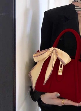 小众设计婚包女2025新款高级感新娘红色包百搭大容量水桶包托特包