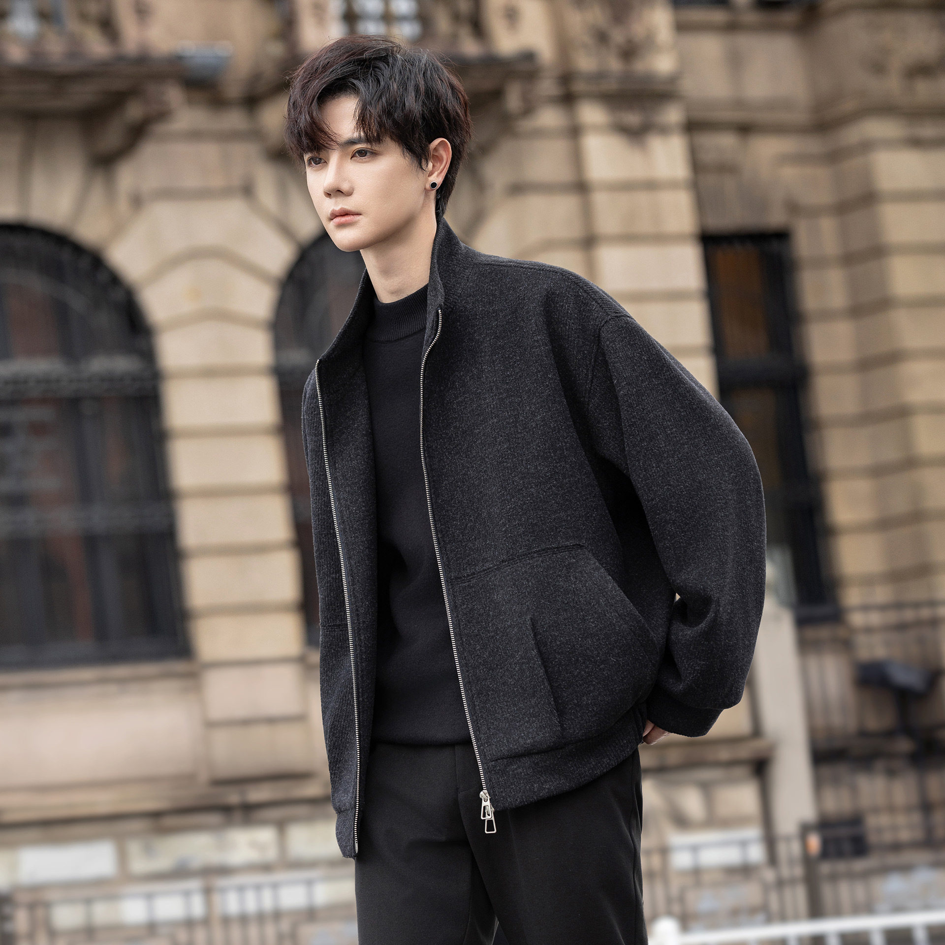 今年流行特惠潮款2025针织外套男休闲立领短款夹克春秋宽松高级感,男装,夹克,淘宝优惠券,粉丝福利购,淘宝优惠卷
