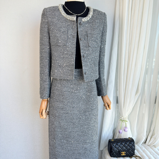 高级灰亮片钉珠小香风套装女2026冬季新款时尚气质羽绒半裙两件套