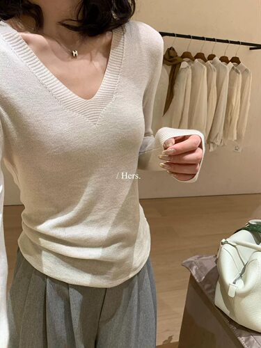 Hers韩系简约百搭气质V领长袖T恤女26春季新款修身显瘦上衣
