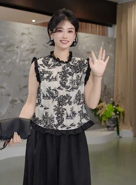 今年流行木耳边无袖衬衣女士2026夏季新款韩版时尚设计感背心