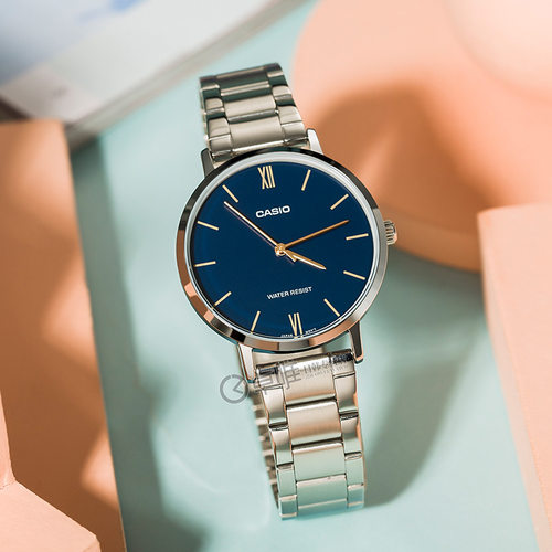 卡西欧女士指针轻奢简约