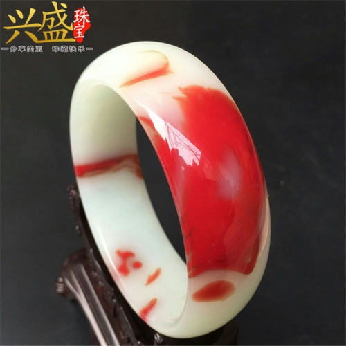 新疆天然飘花手镯金丝玉
