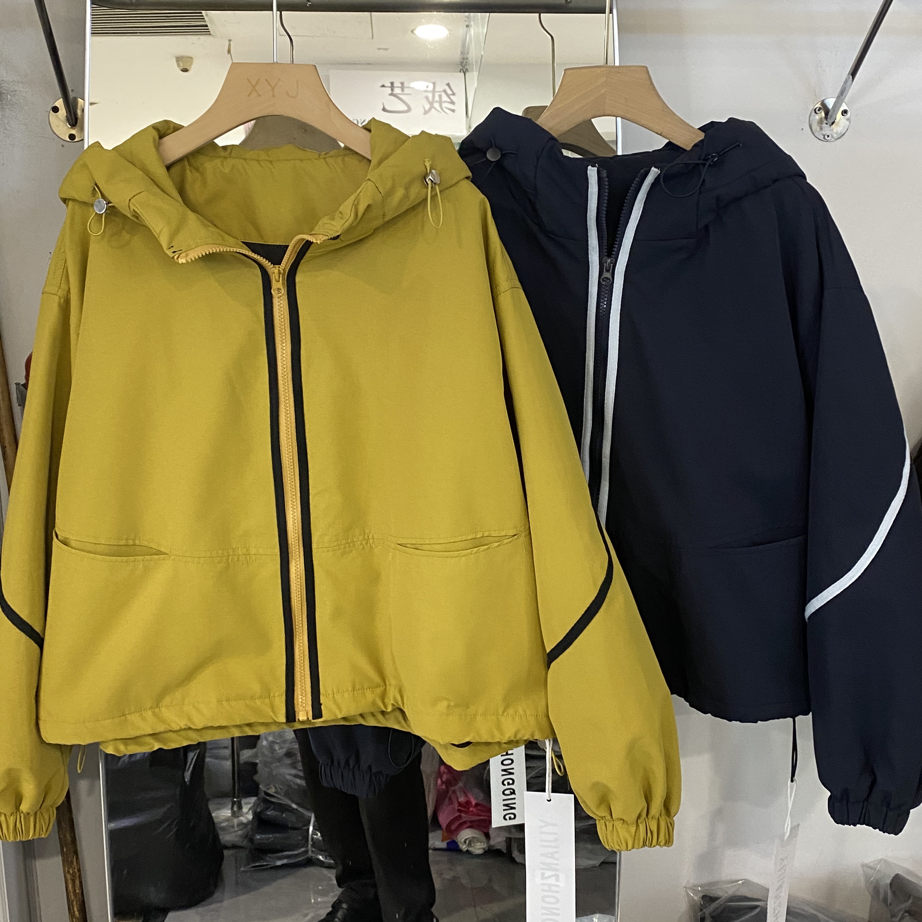 连帽休闲户外冲锋衣宽松休闲外套