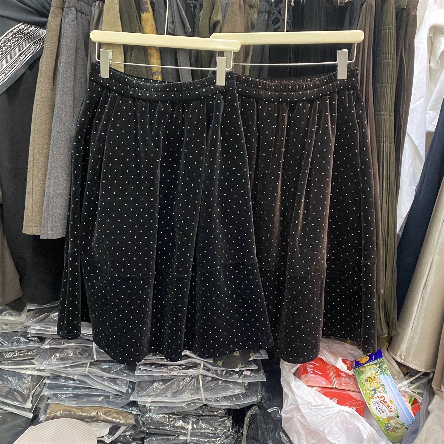 复古波点高腰显瘦A字半身裙