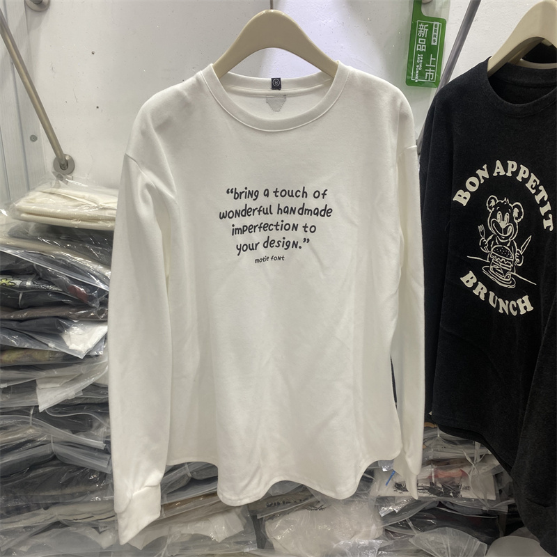 欧货2025冬款慢生活风字母印花