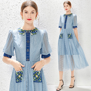 RM9016#蓝色法式复古泡泡袖水溶蕾丝刺绣拼接收腰连衣裙