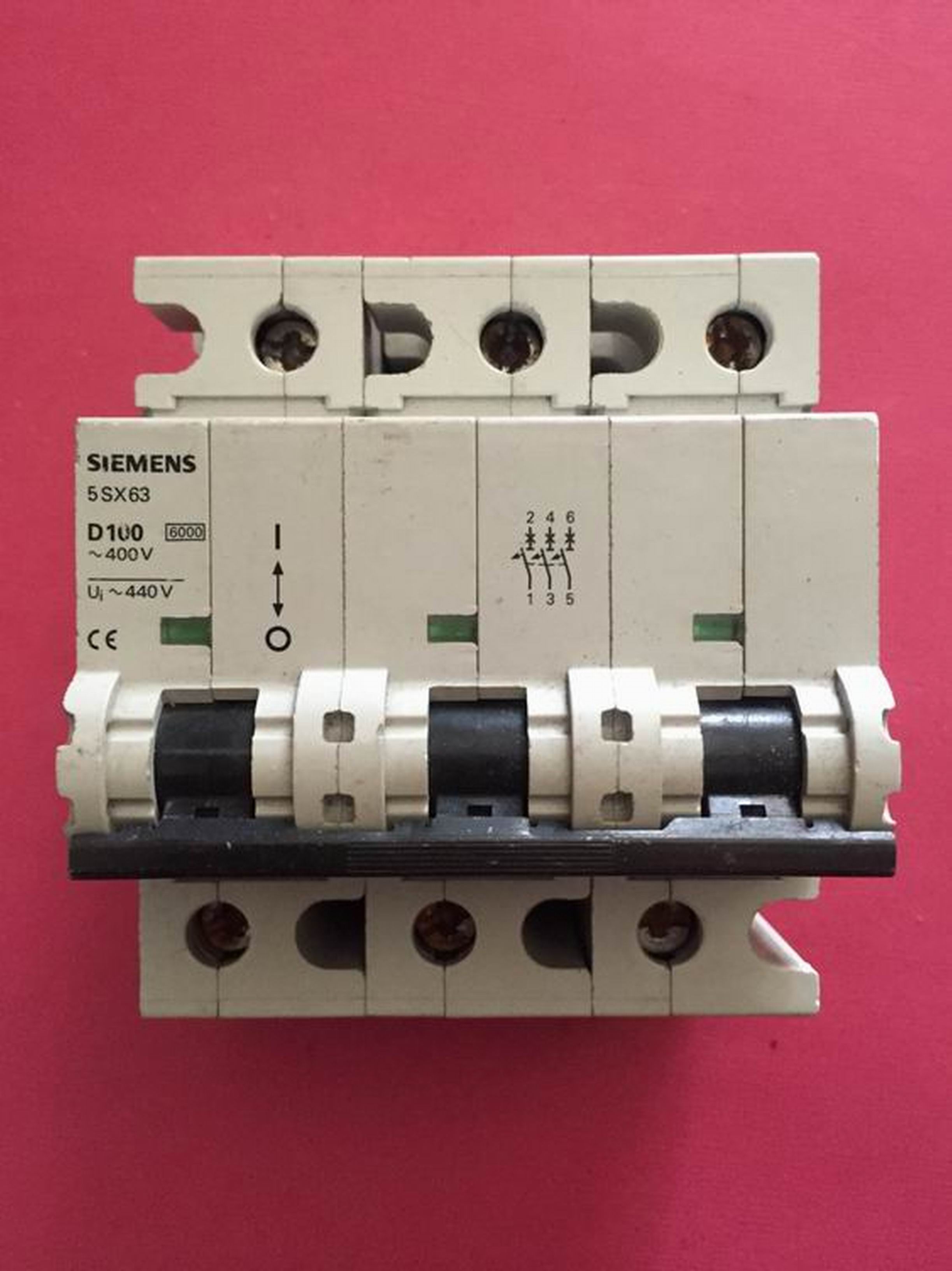 拍前询价siemens/西门子 3p100a小型断路器d100空气开关5sx63议价