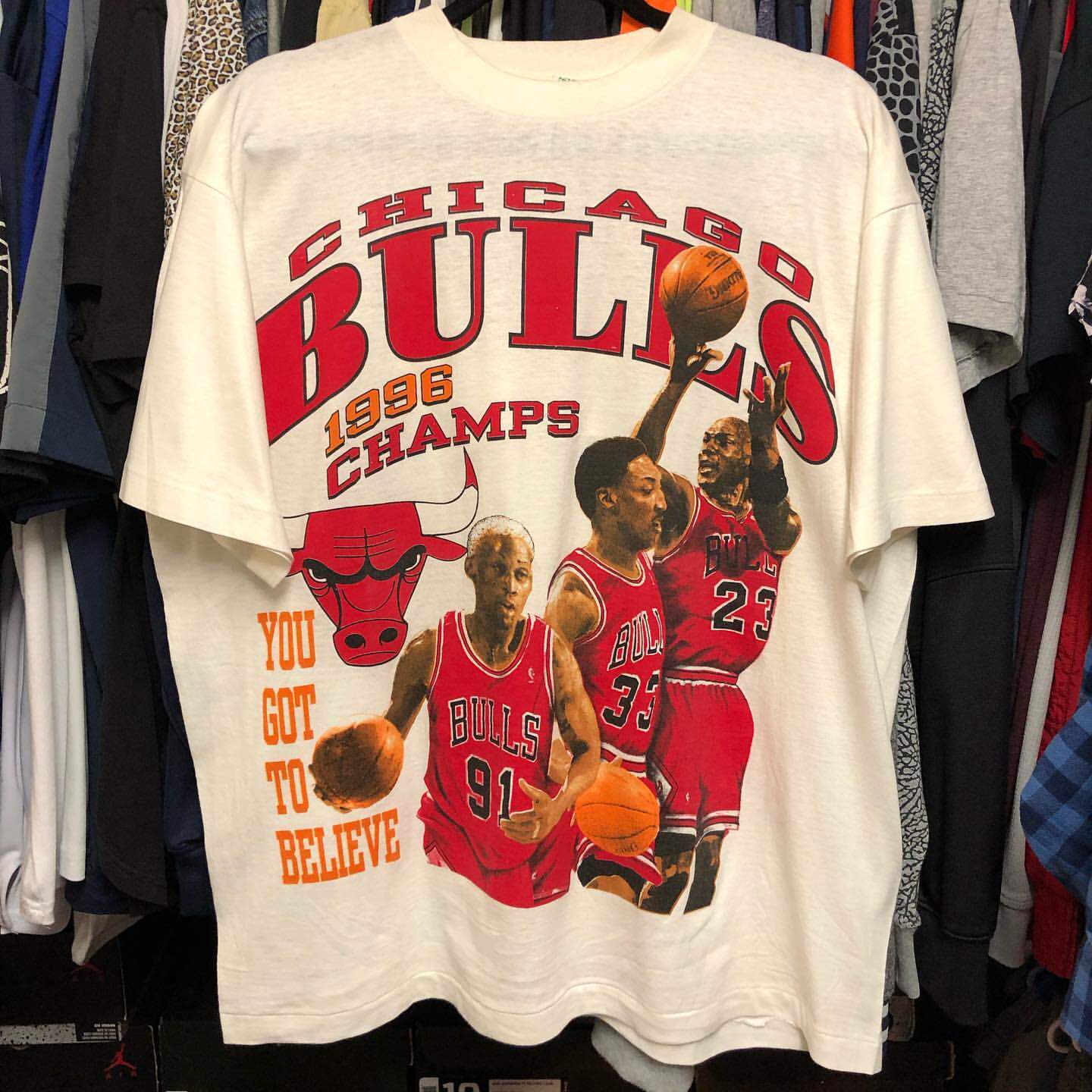 KAOS PRIA BULLS WARRIOR美式复古水洗印花短袖男女T恤纯棉宽松款