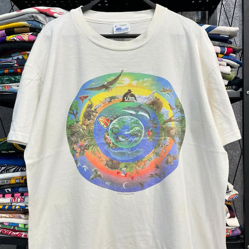 精选好物推荐！ 卡通高级与温柔并存的潮流青年情侣款短袖T恤