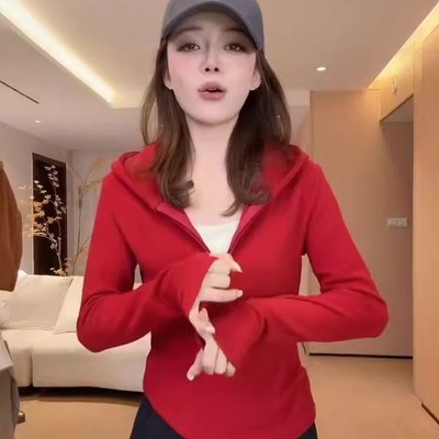 红色双面德绒连帽保暖卫衣女2025冬季新款修身打底套头百搭上衣厚