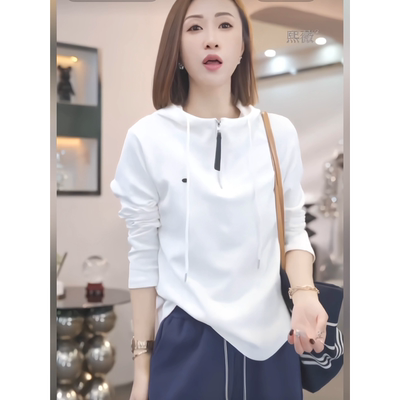 目不转睛2025秋冬新款半拉链连帽卫衣女时尚休闲气质打底内搭帽衫