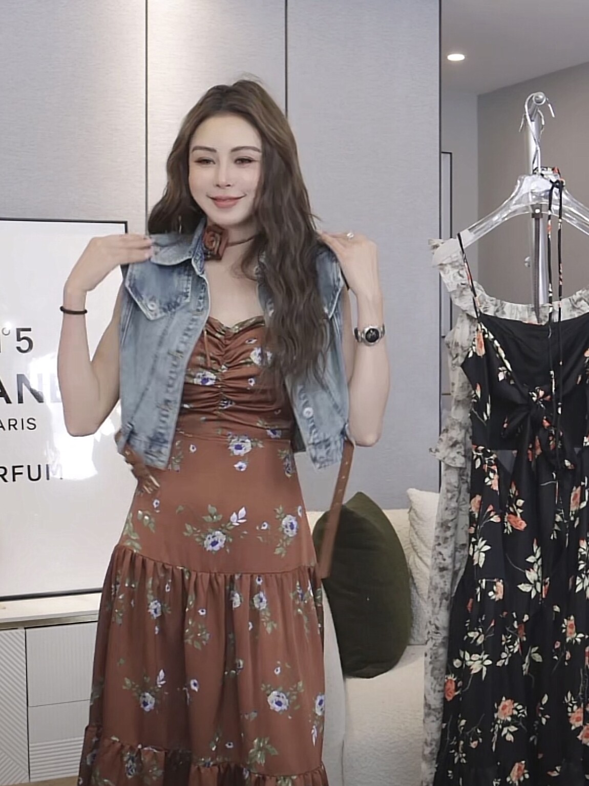 高级感小众夏季腰带牛仔马甲女坎肩2023百搭休闲短款无袖马夹外套