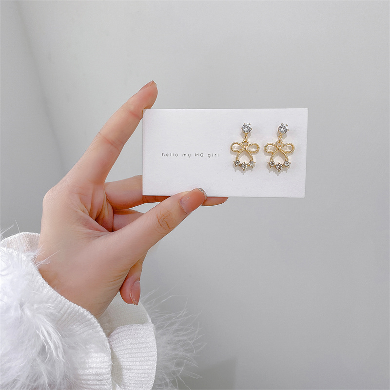 s925银针小清新水钻花瓣耳饰耳环韩国东大门网红ins简约少女耳钉