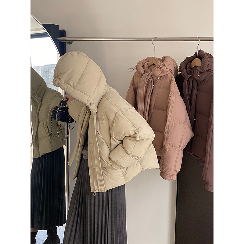 江左90白鸭绒连帽羽绒服女短款