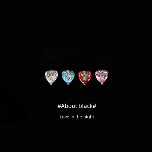 Ab | 十字爱心 | 爆闪锆石心型耳钉甜酷小众独特耳骨钉少女耳饰