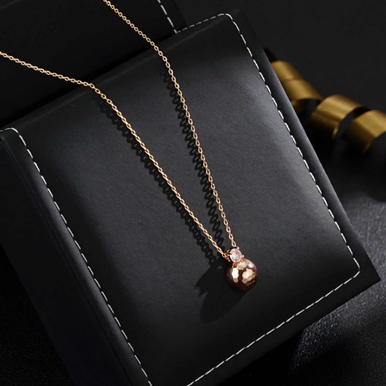 设计师小众金银撞色褶皱高级感大小不规则圆球吊坠长款毛衣链项链