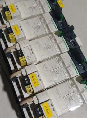 议价-施耐德LCUA12BL+LUB120有9套，产地法国，无