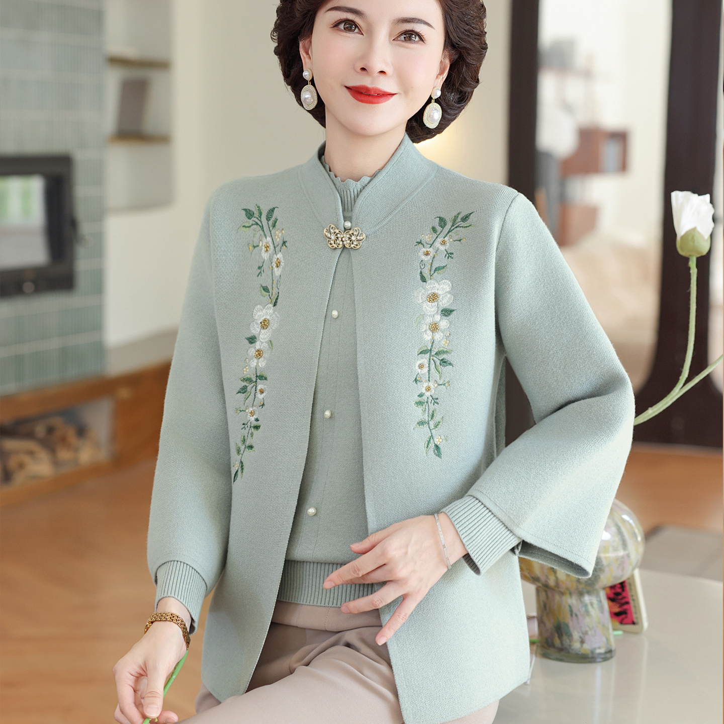 妈妈秋装绣花外套针织毛衣开衫