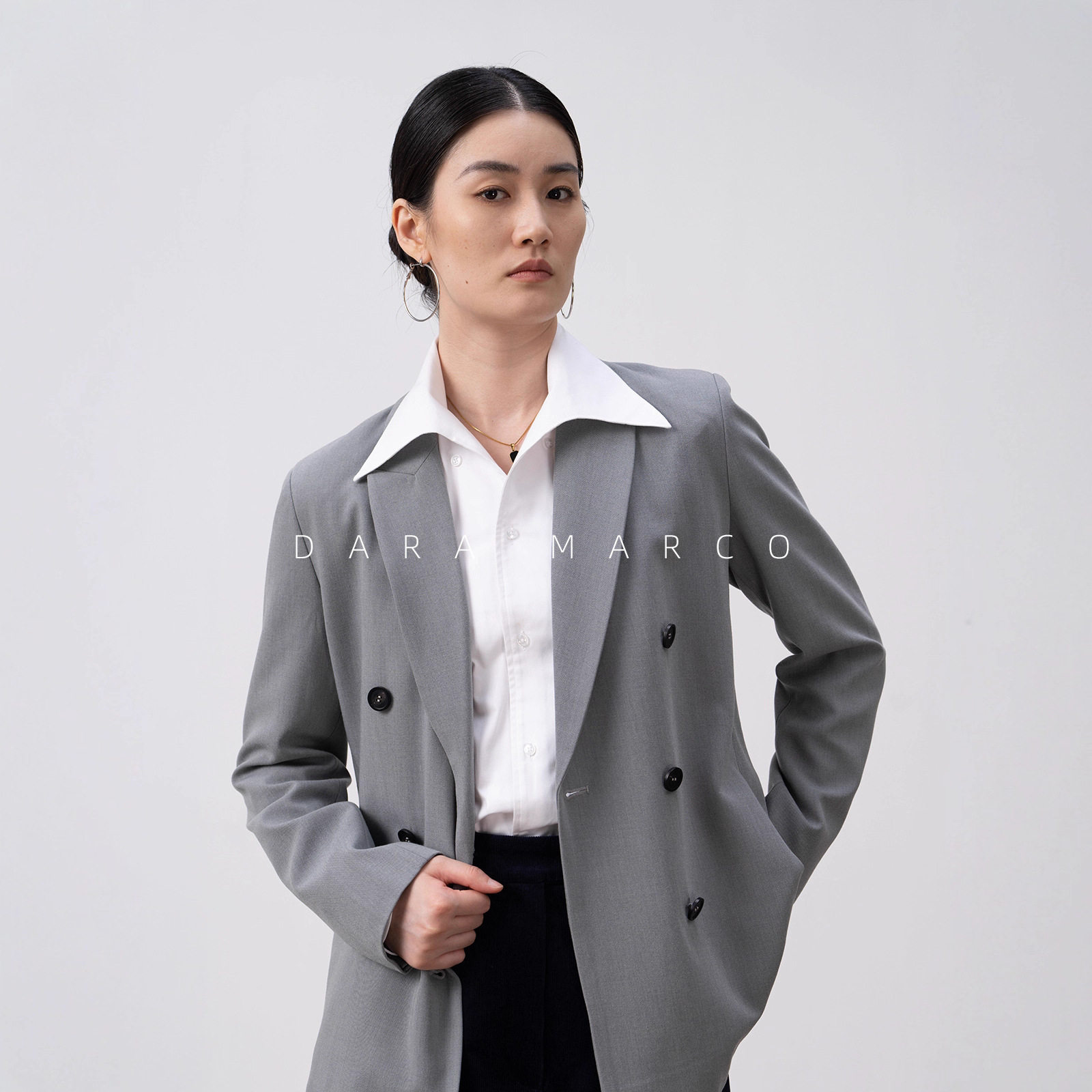 质感轻奢M家双排扣西服戗驳领西装女羊毛挺括不易皱通勤26春外套