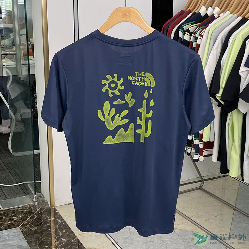 北面户外透气男印花圆领短袖T恤