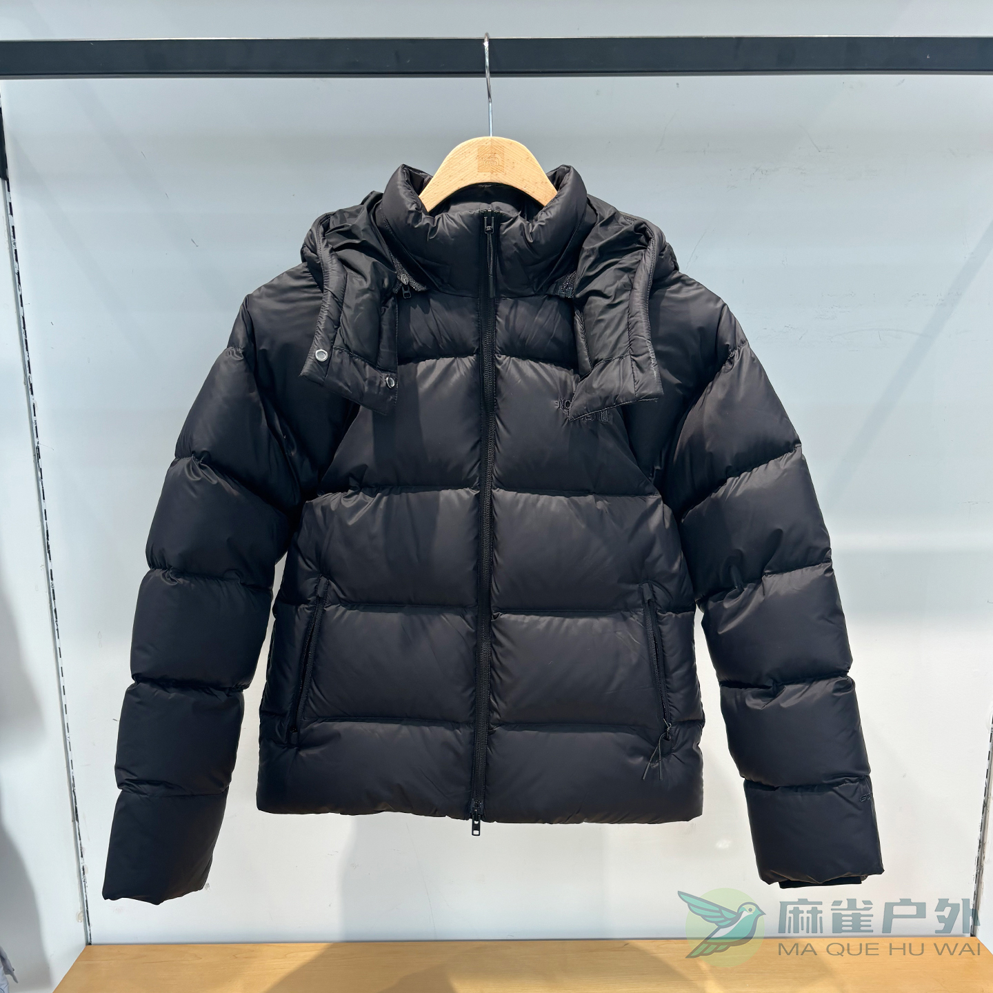 北面户外女士防泼水鹅绒羽绒服