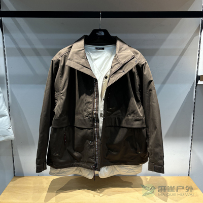 北面男M66马年二合一防水冲锋衣