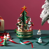 Зеленая рождественская елка троян с музыкой