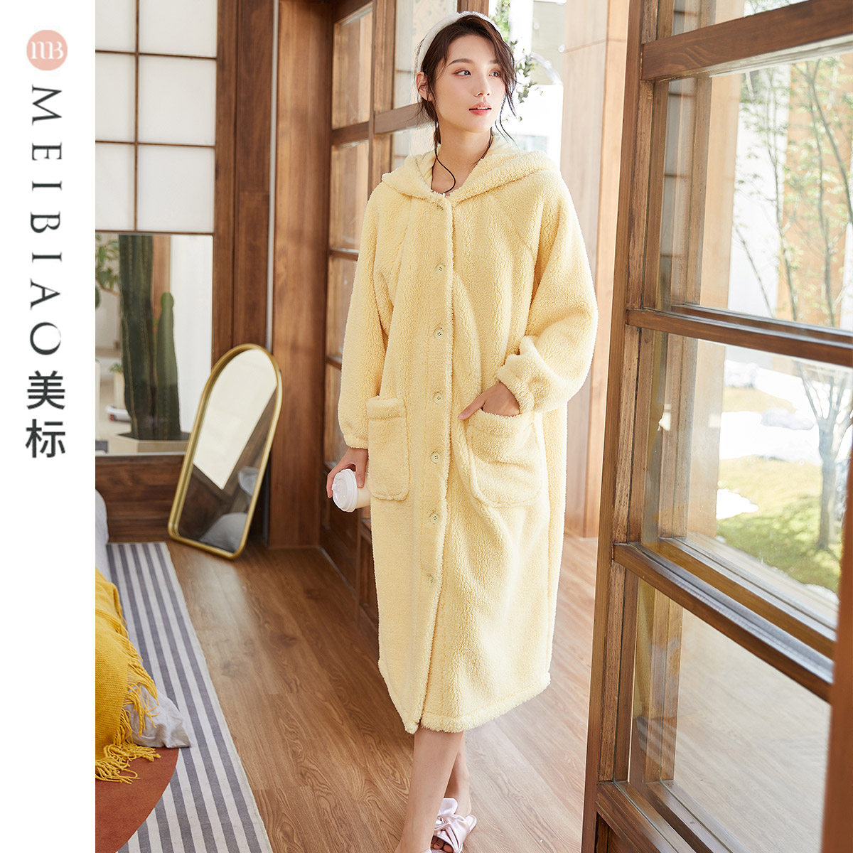 美标秋冬女士珊瑚绒睡袍加厚加绒连帽睡衣美舒绒可外穿家居服