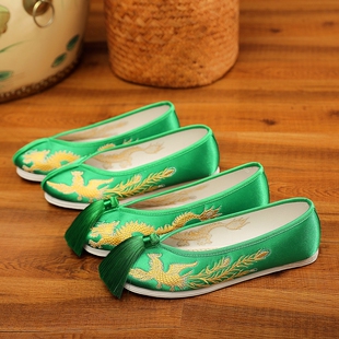 上轿鞋 绿色中式 秀禾服婚鞋 新娘秀禾鞋 子女结婚 千层底绣花平底布鞋