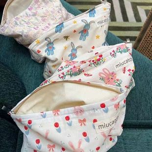 ins小众超火化妆包女便携大容量洗漱包小杂物内胆包包内收纳小包