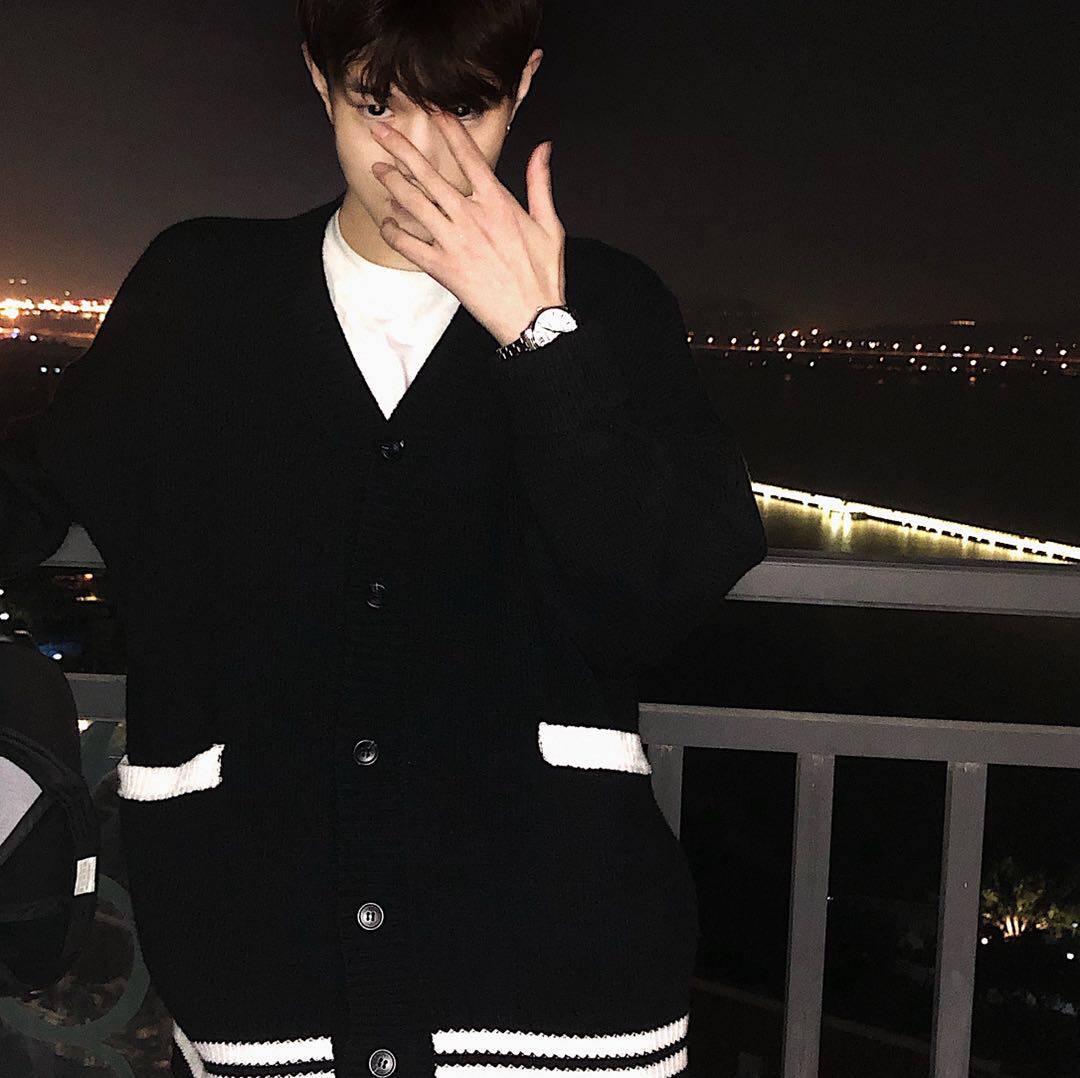 01H STUDIOS|HAOS KNITTED SWEATER CARDIGAN LOOSE MALE AND FEMALE STUDENTS CASUAL KOREAN VERSION OF THE SMALL FRAGRANCE DESIGN