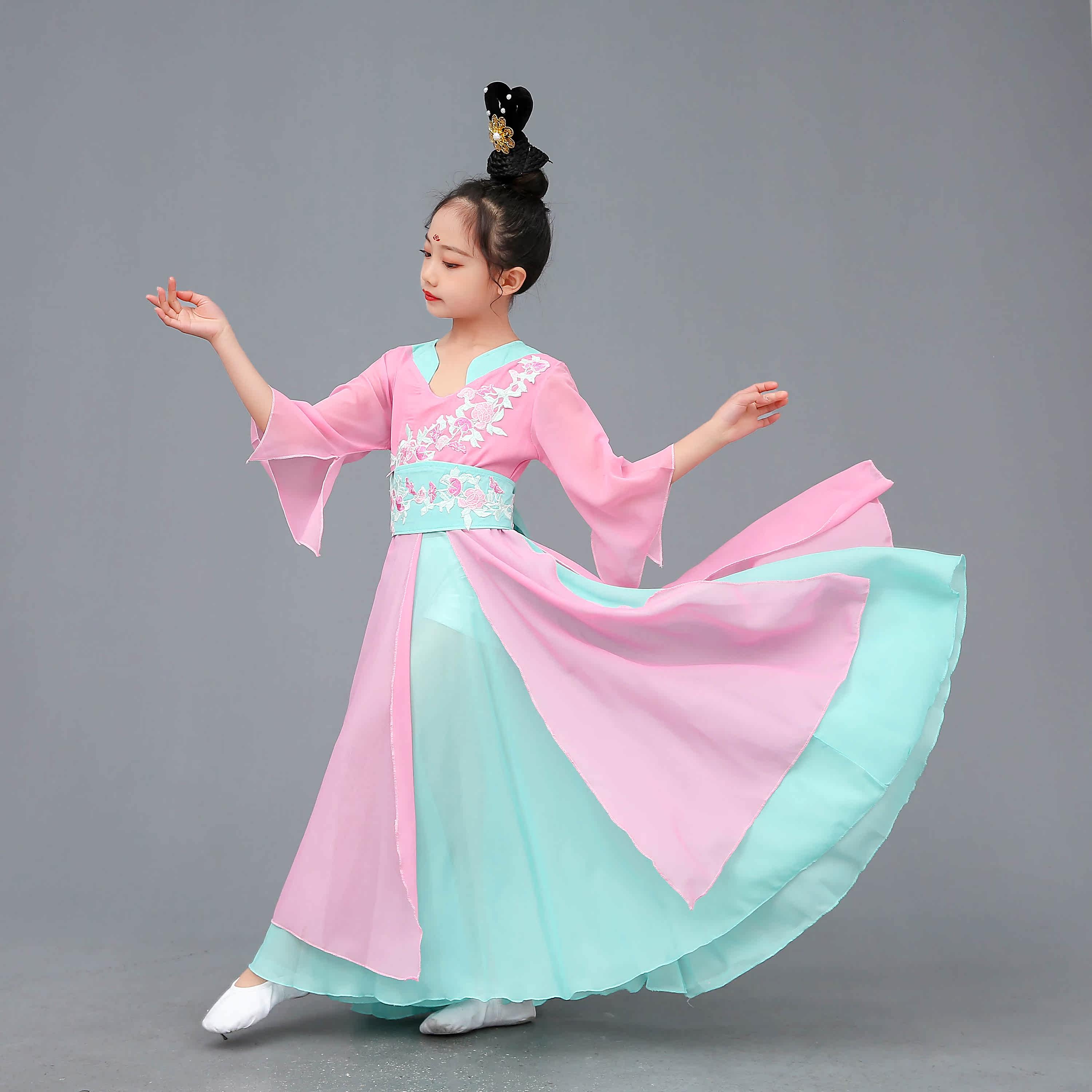 儿童古典舞蹈演出服飘逸扇子舞伞舞表演服中国风少儿汉唐舞蹈服新