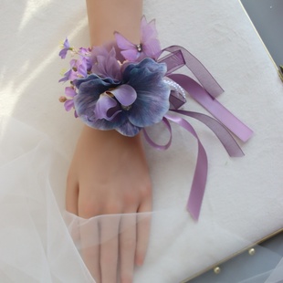 INS森系油画唯美蓝紫蝴蝶兰结婚新郎伴娘姐妹团表演活动手腕花