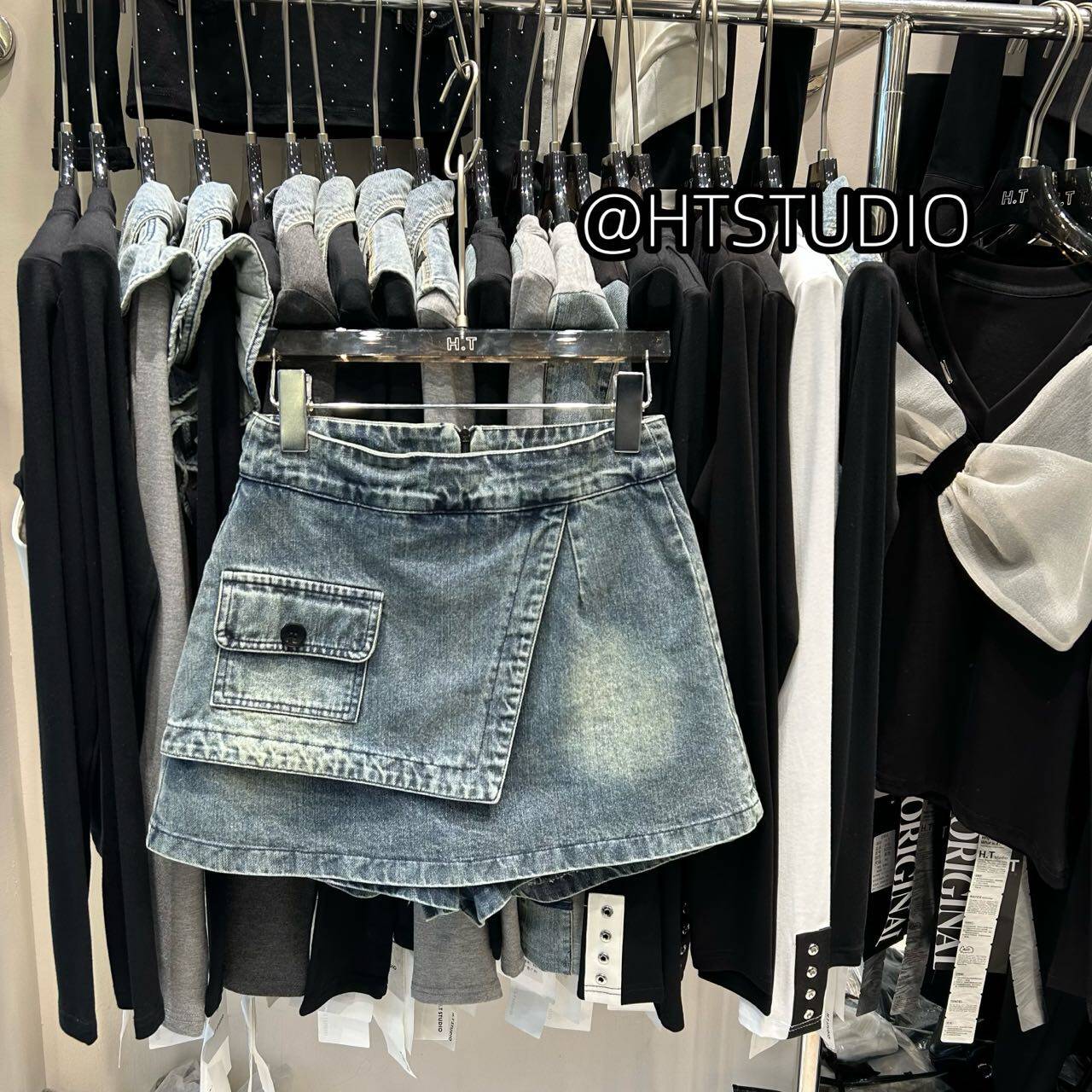 裙裤一体假两件牛仔短裤女2026新款春季欧洲站水洗磨白不对称短裤