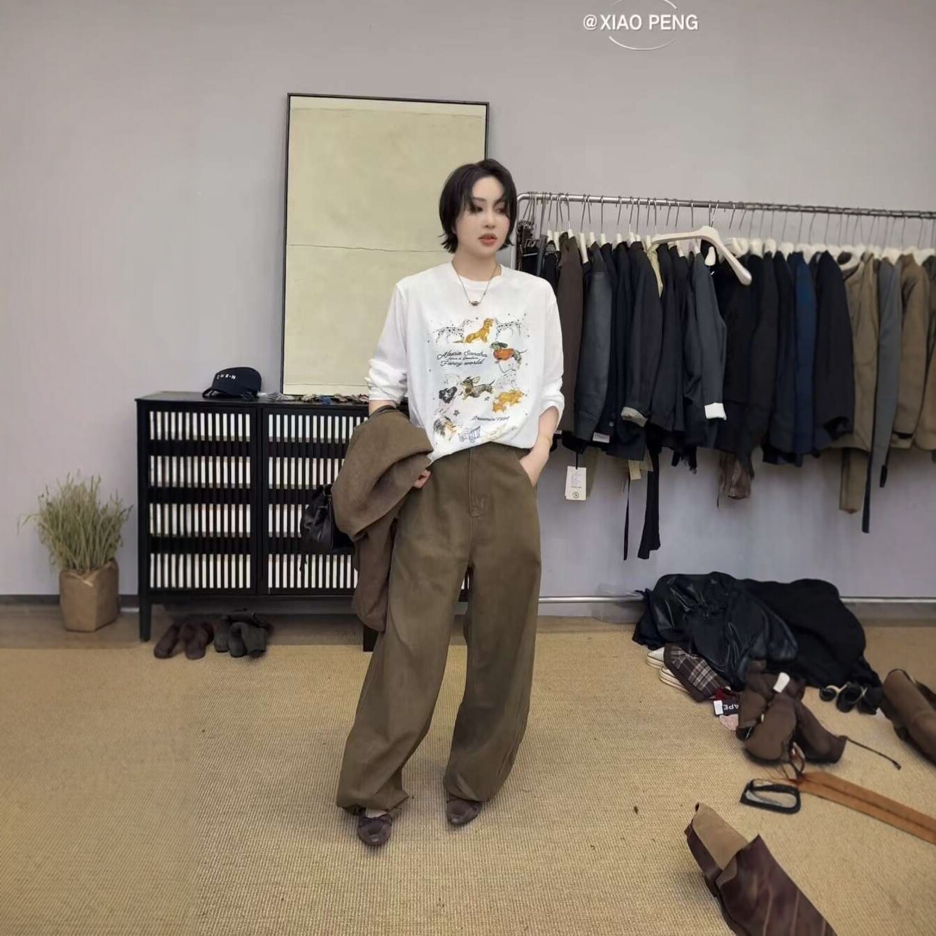 斑点小狗印花圆领透气长袖t恤女