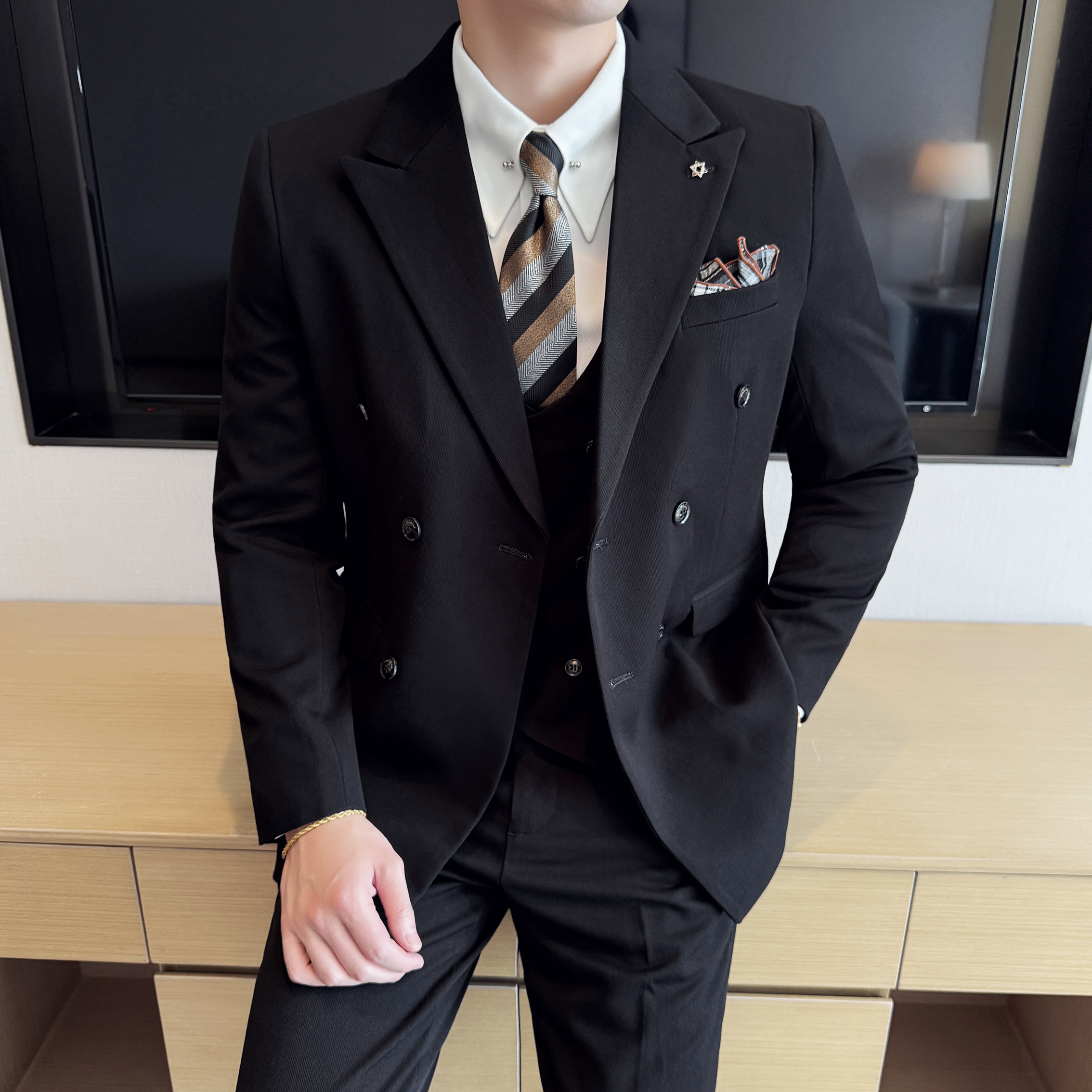 男士双排扣商务休闲西装韩版修身纯色暗纹西服三件套2513-P280，男装西服套装，星座1606-1