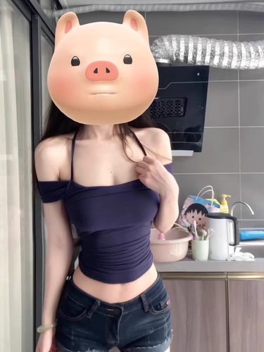 辣妹挂脖一字领露肩显胸短袖T恤
