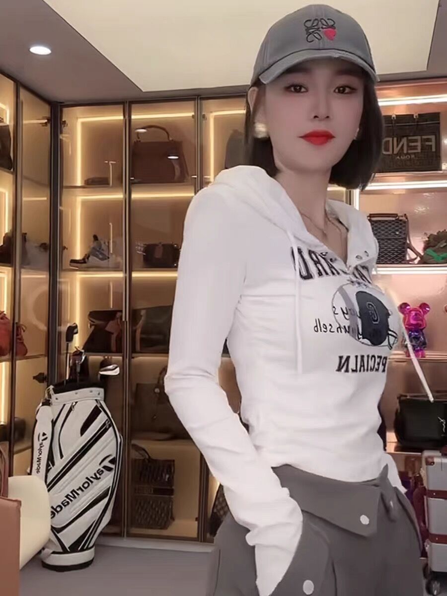 春秋连帽V领纽扣辣妹短款美式印花紧身长袖T恤女修身百搭打底上衣