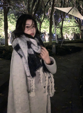 很大只的一条灰色高级感马海毛加厚保暖围巾女冬季防寒披肩围脖潮