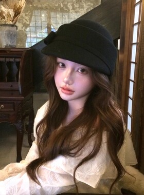 千金复古黑色气质羊毛礼帽女2025新款秋冬高级感显脸小马术贝雷帽