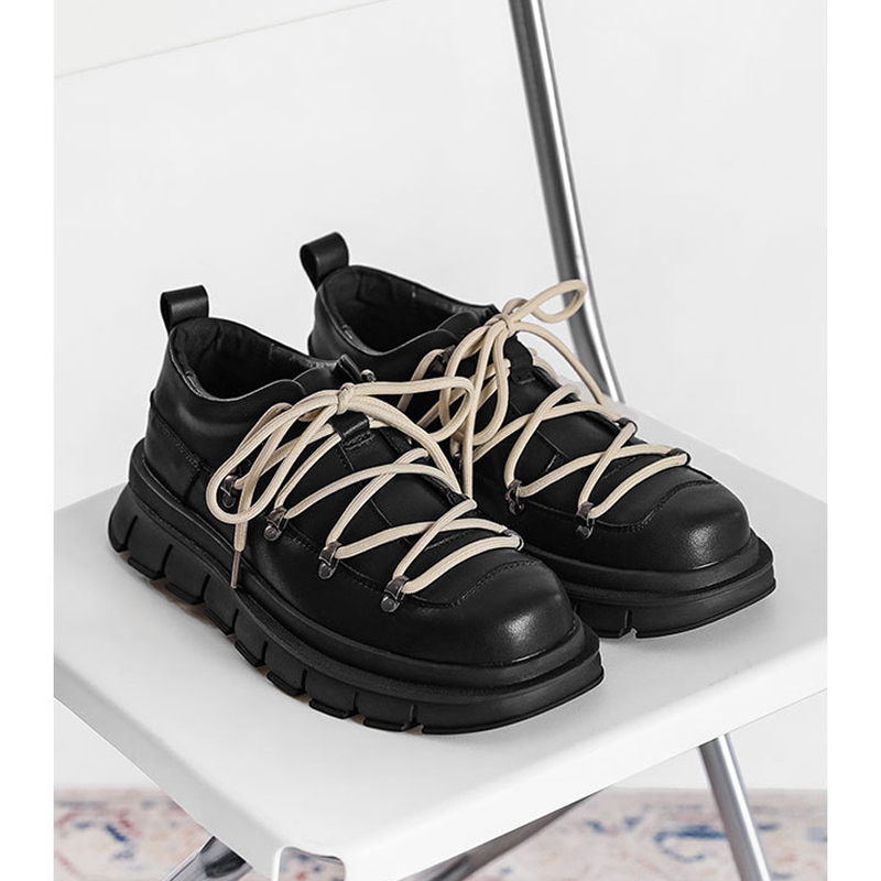 小众设计厚底黑色绑带马丁靴皮鞋