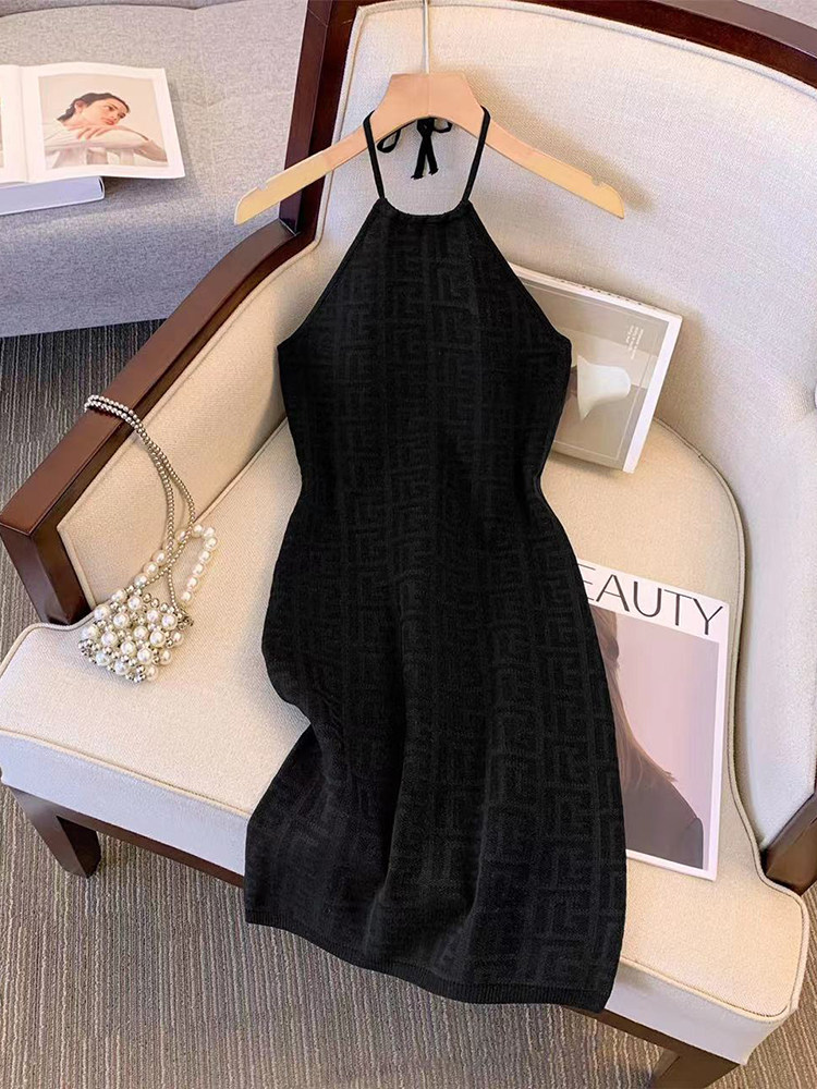 LINLIN STUDIO 커스터마이징 퓨어 핫걸 스타일 슬림 니트 드레스 2023 여성용 여름 신상 힙 커버 스커트